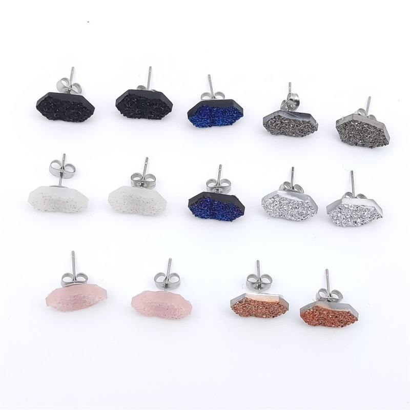 週の形をしたミニ樹脂イヤリング,ステンレススチールスタッド, - Body Jewelry Brands のレビューと価格
