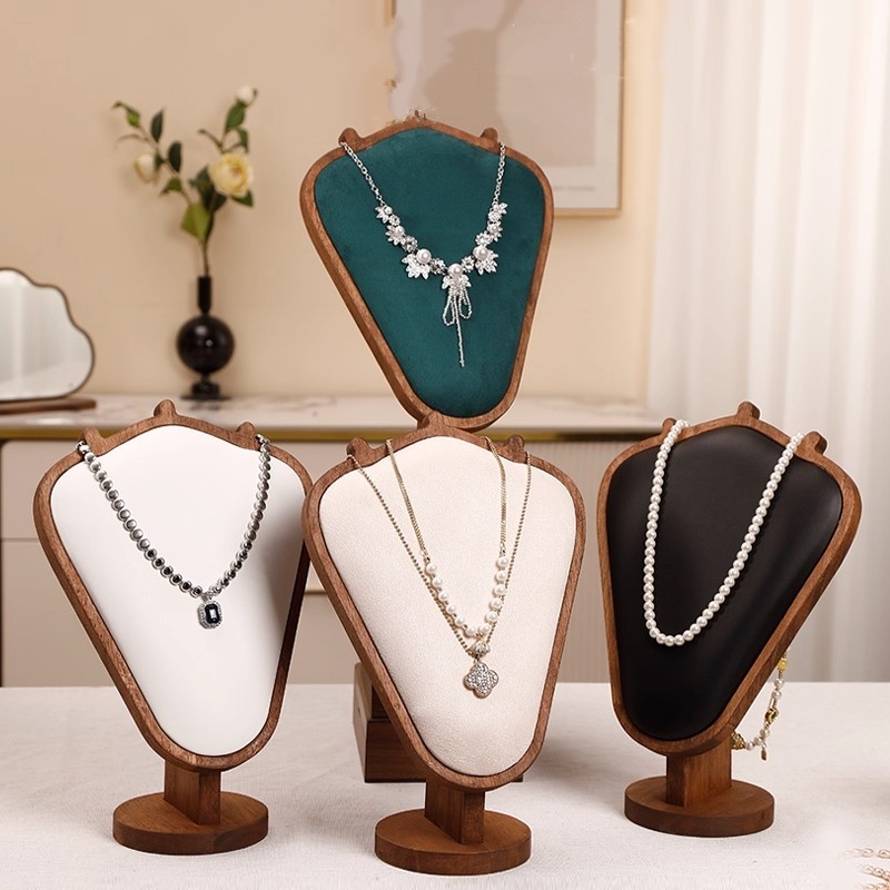 木製ネックレスディスプレイスタンド、白い革製ソフトマット付き - Body Jewelry Stores のレビューと価格