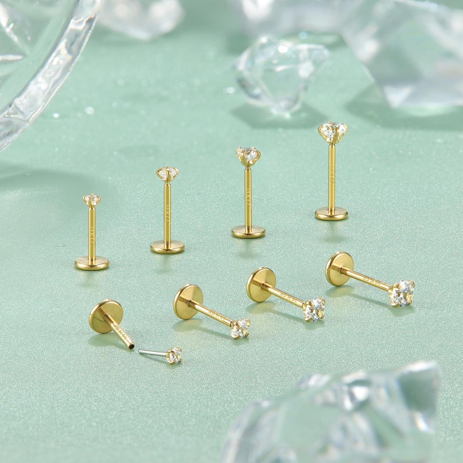 14K金メッキのスレッドレスノーズスタッド、CZノーズリング - Flat Back Labret Stud のレビューと価格